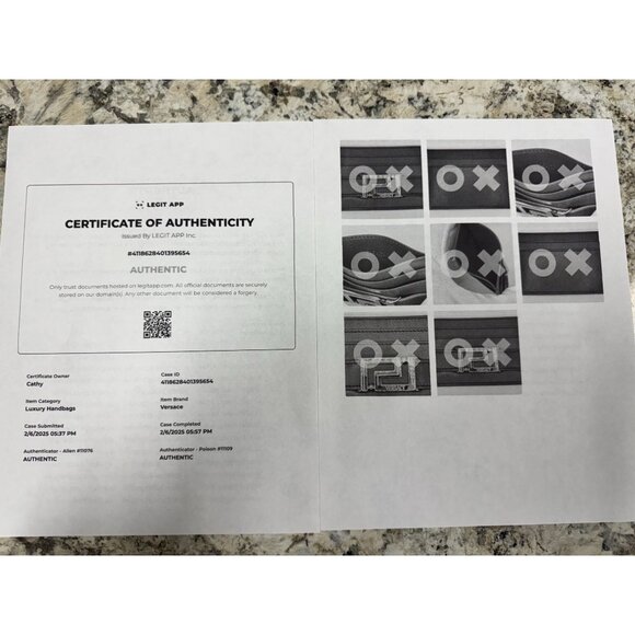 Versace Purple Leather Card Holder With Gold Medusa Logo - Picture 6 of 6